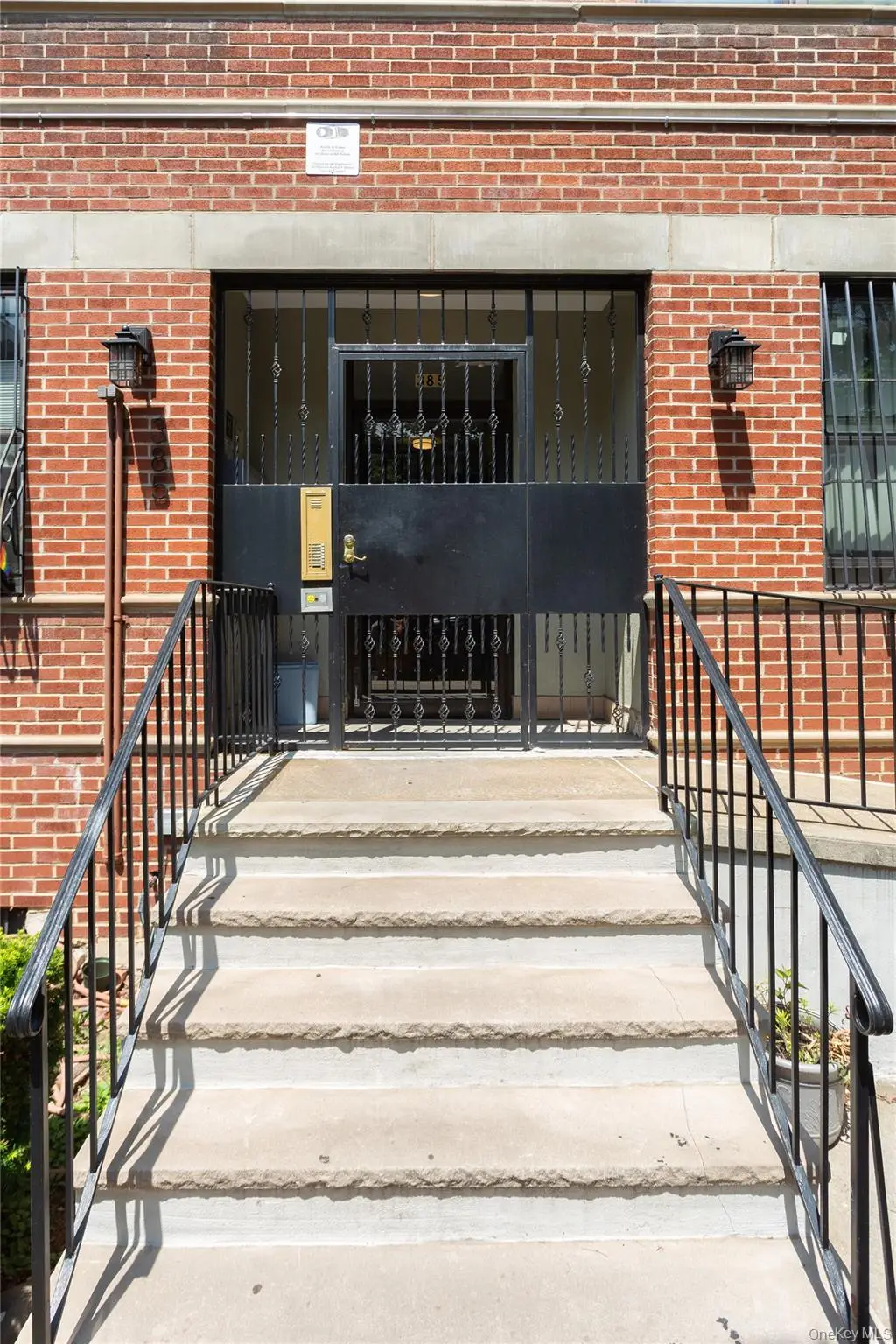 385 Douglass Street #3B, Brooklyn, NY 11217 - Image #1