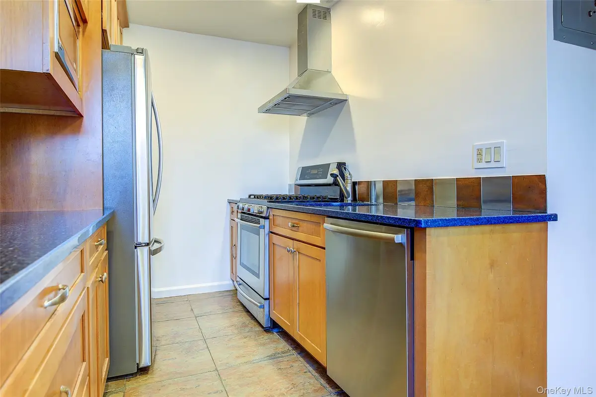 64-85 Saunders Street #D3, Rego Park, NY 11375 - Image #1