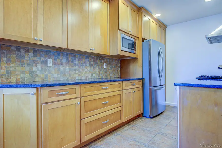 64-85 Saunders Street #D3, Rego Park, NY 11375 - Image #2