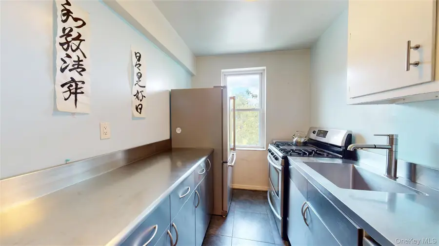 800 Grand Concourse #2DN, Bronx, NY 10451 - Image #3