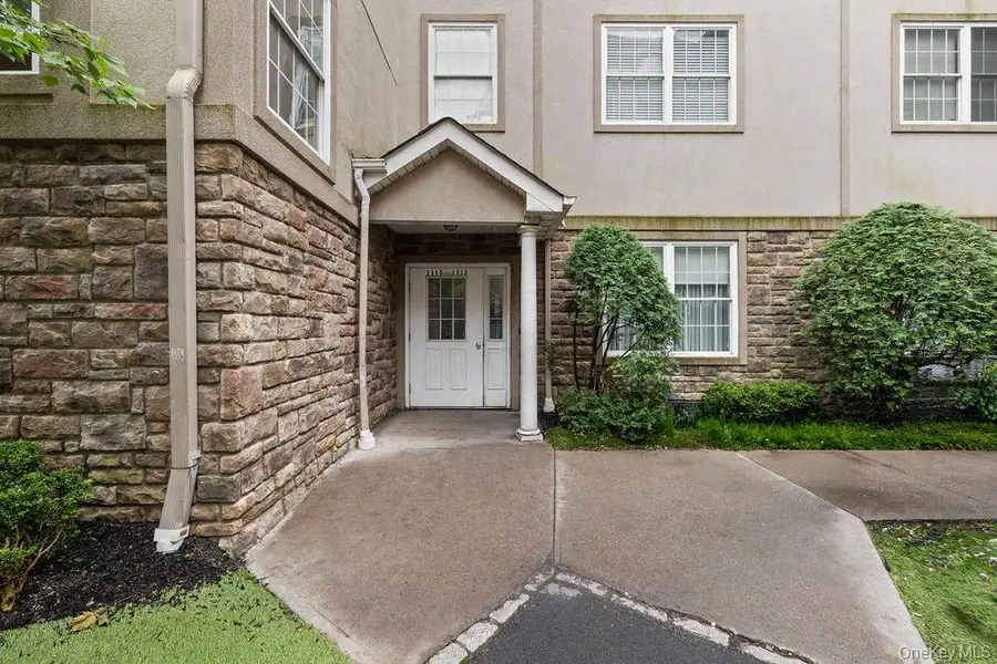 1113 Parkview Drive, Spring Valley, NY 10977 - Image #3