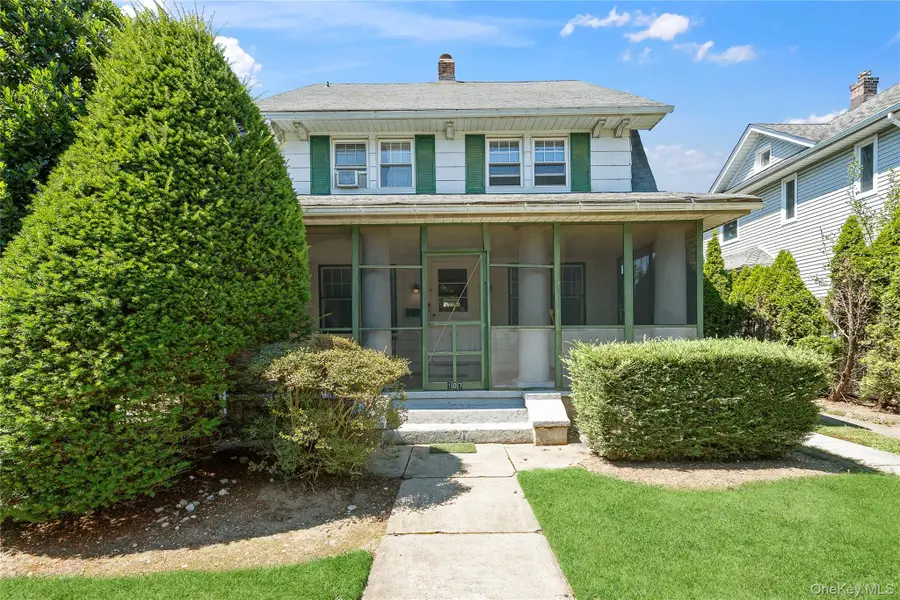 107 Melrose Avenue, East Rockaway, NY 11518 - Image #3