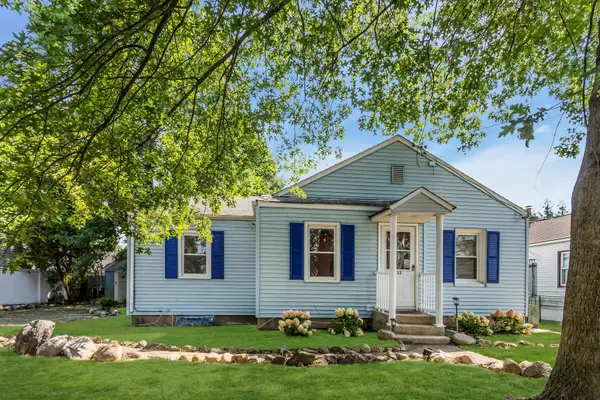 132 Gordon Avenue, Westbury, NY 11590