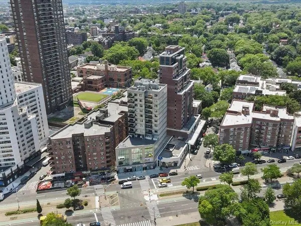 124-28 Queens Blvd. #9D, Kew Gardens, NY 11415