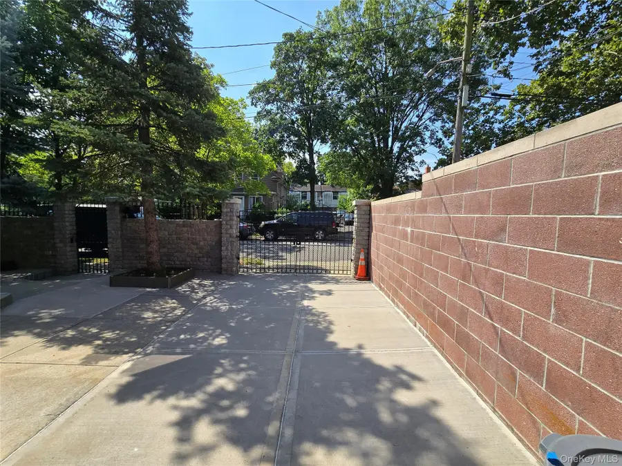 204-19 46th Rd, Bayside, NY 11361 - Image #3