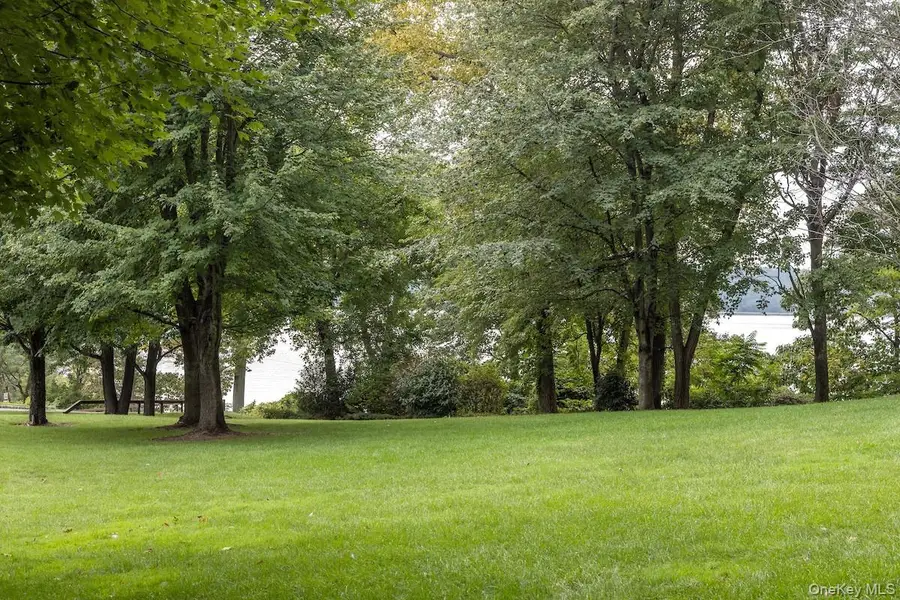 66 Landing Drive, Dobbs Ferry, NY 10522 - Image #2