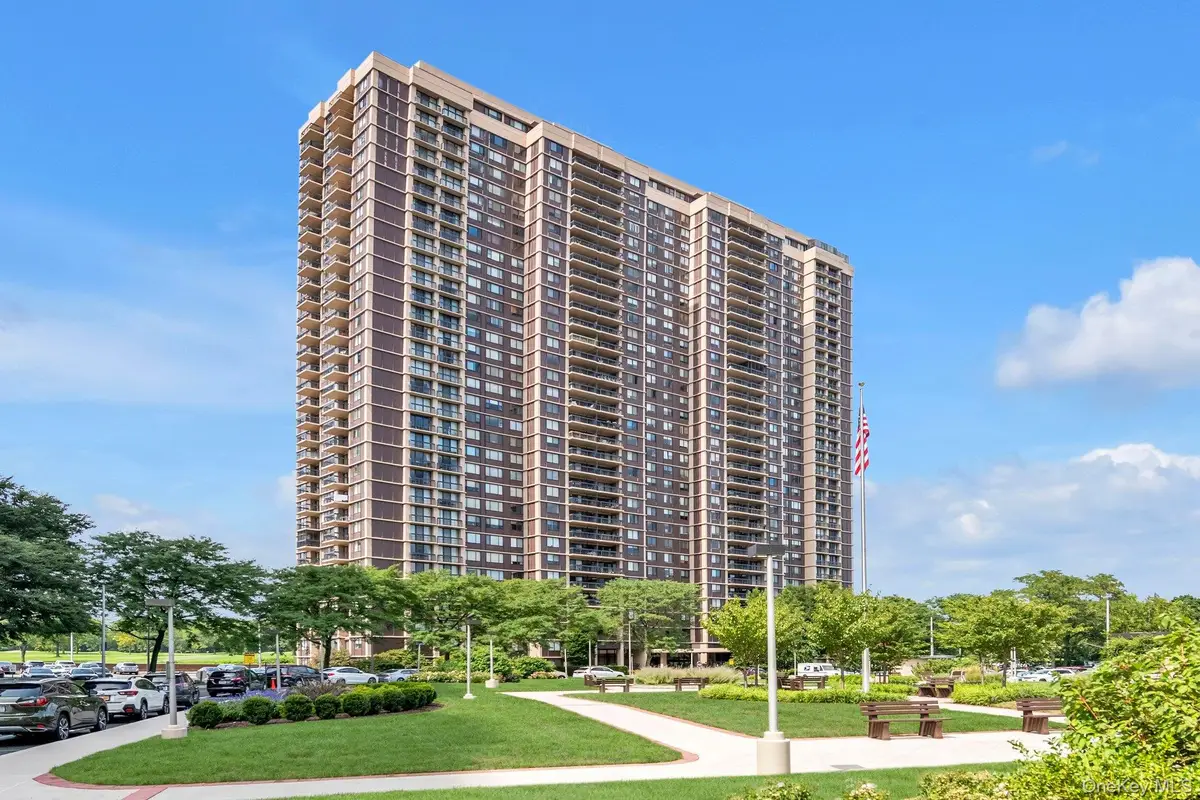 269-10 Grand Central Parkway #4V, Queens, NY 11005 - Image #1