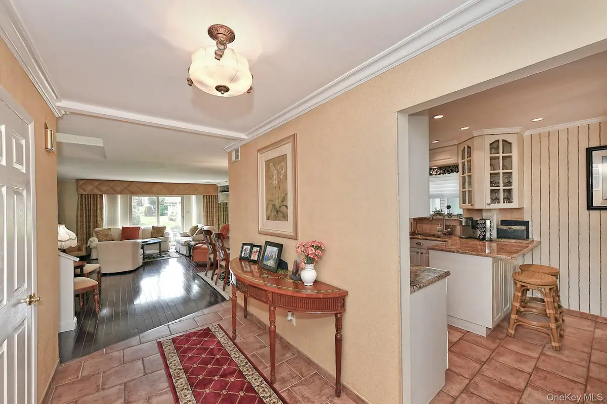 226 Oakview Avenue, Oceanside, NY 11572 - Image #1