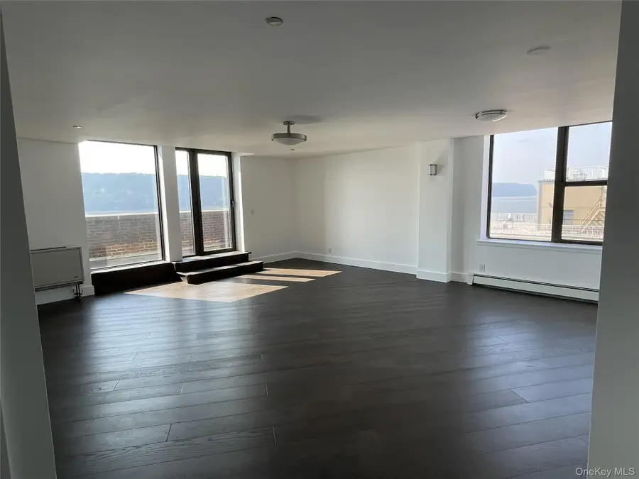 23 Water Grant Street #10 E, Yonkers, NY 10701 - Image #3