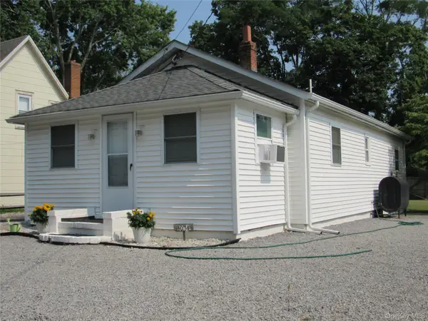 1031 West Street, Riverhead, NY 11901