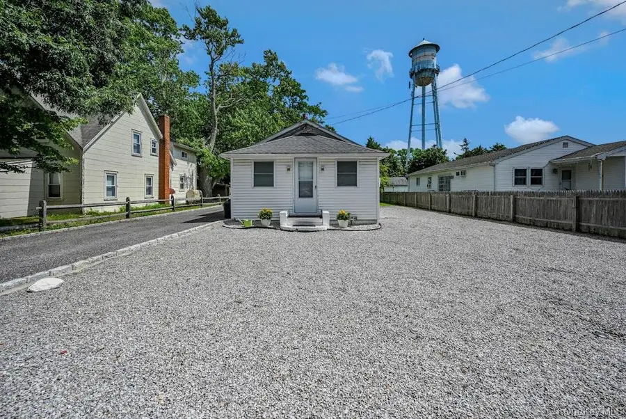 1031 West Street, Riverhead, NY 11901 - Image #2