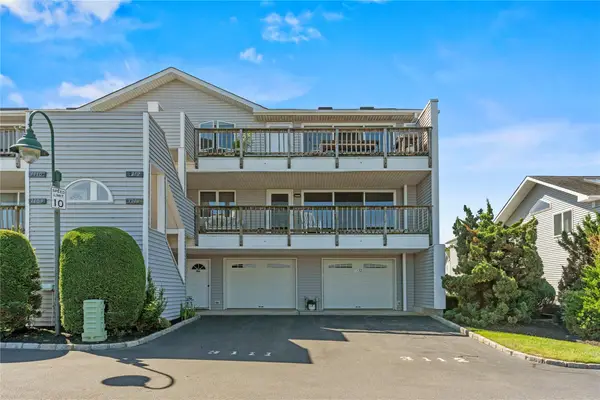 3111 Bluffs Drive S, Baiting Hollow, NY 11933