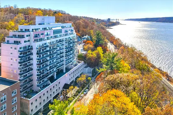 1020 Warburton Avenue #12F, Yonkers, NY 10701