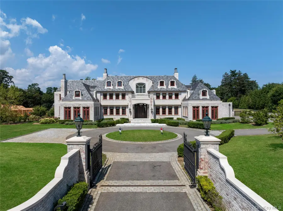 9 Hicks Lane, Sands Point, NY 11050 - Image #2