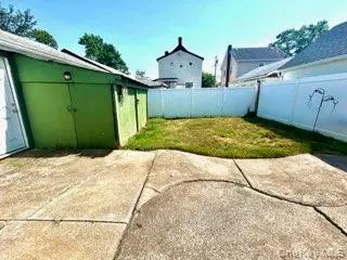 44 Jefferson Avenue, Lynbrook, NY 11563 - Image #2