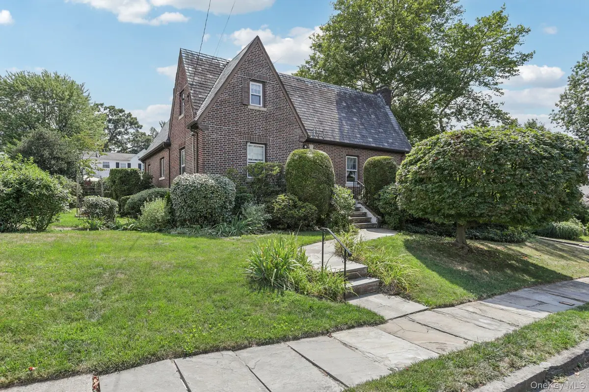 11 Corley Street, Yonkers, NY 10701 - Image #1