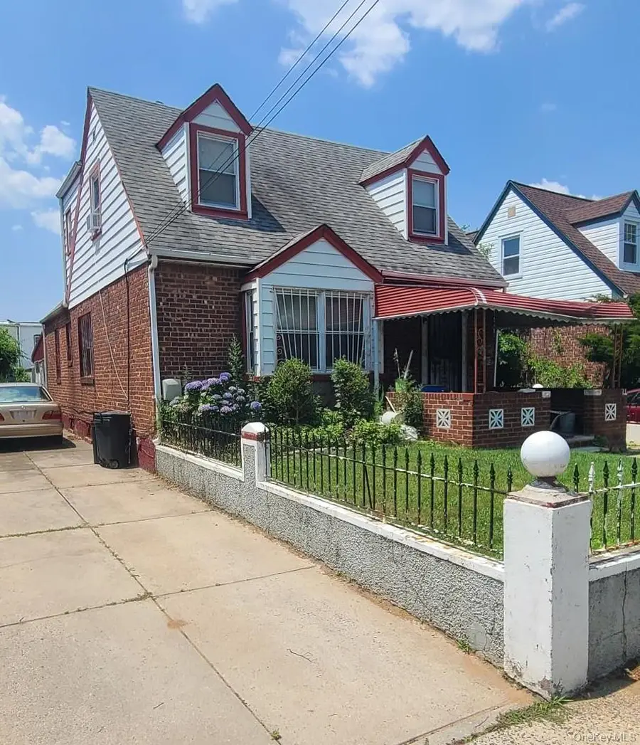 114-42 204th Street, Saint Albans, NY 11412 - Image #2