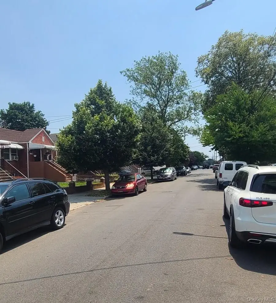 114-42 204th Street, Saint Albans, NY 11412 - Image #3