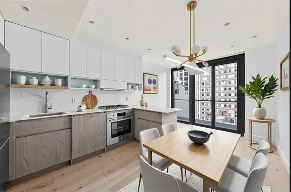 4262 Hunter Street #4B, Long Island City, NY 11101