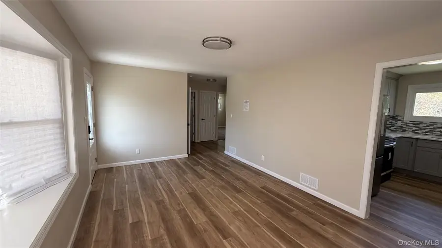 32 Penndale Drive, Amityville, NY 11701 - Image #2