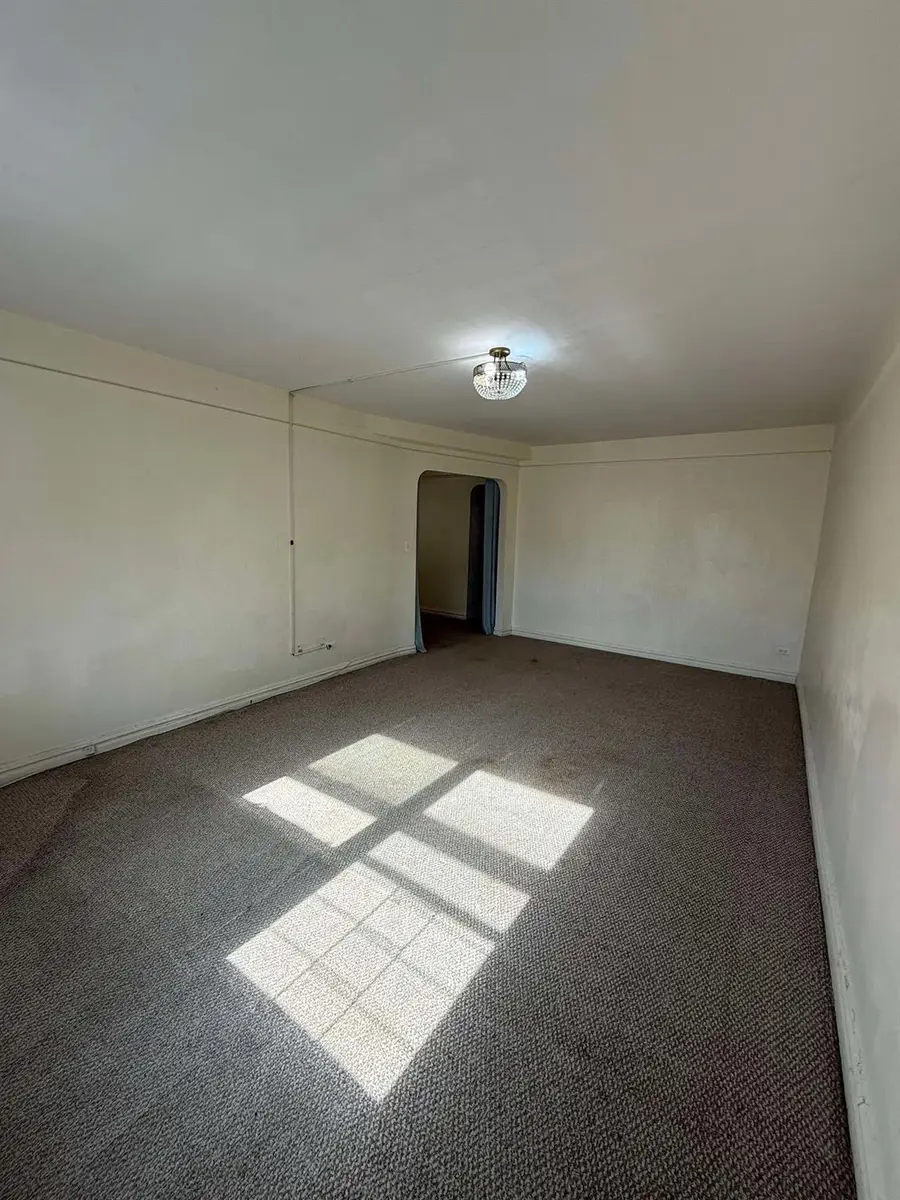 61-41 Saunders Street #B49, Rego Park, NY 11374 - Image #2