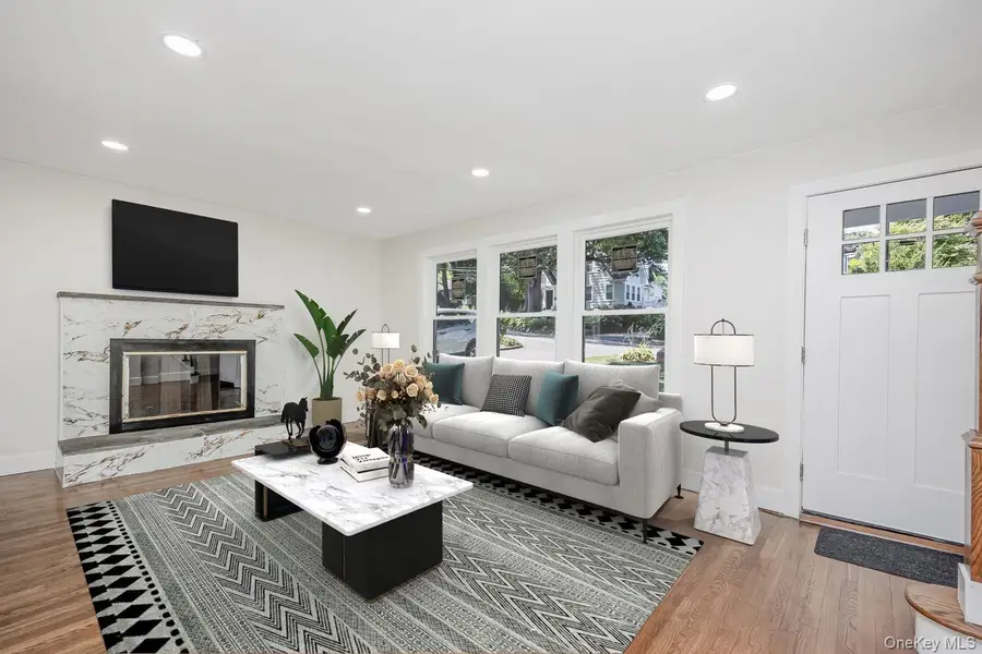 18 Maple Place, Huntington, NY 11743 - Image #3