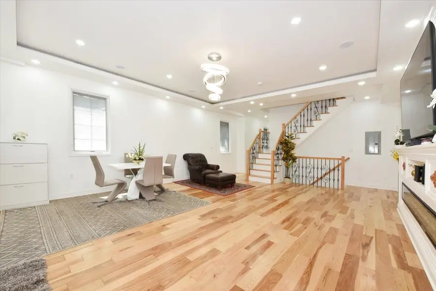 86-22 Somerset Street, Jamaica, NY 11432 - Image #3