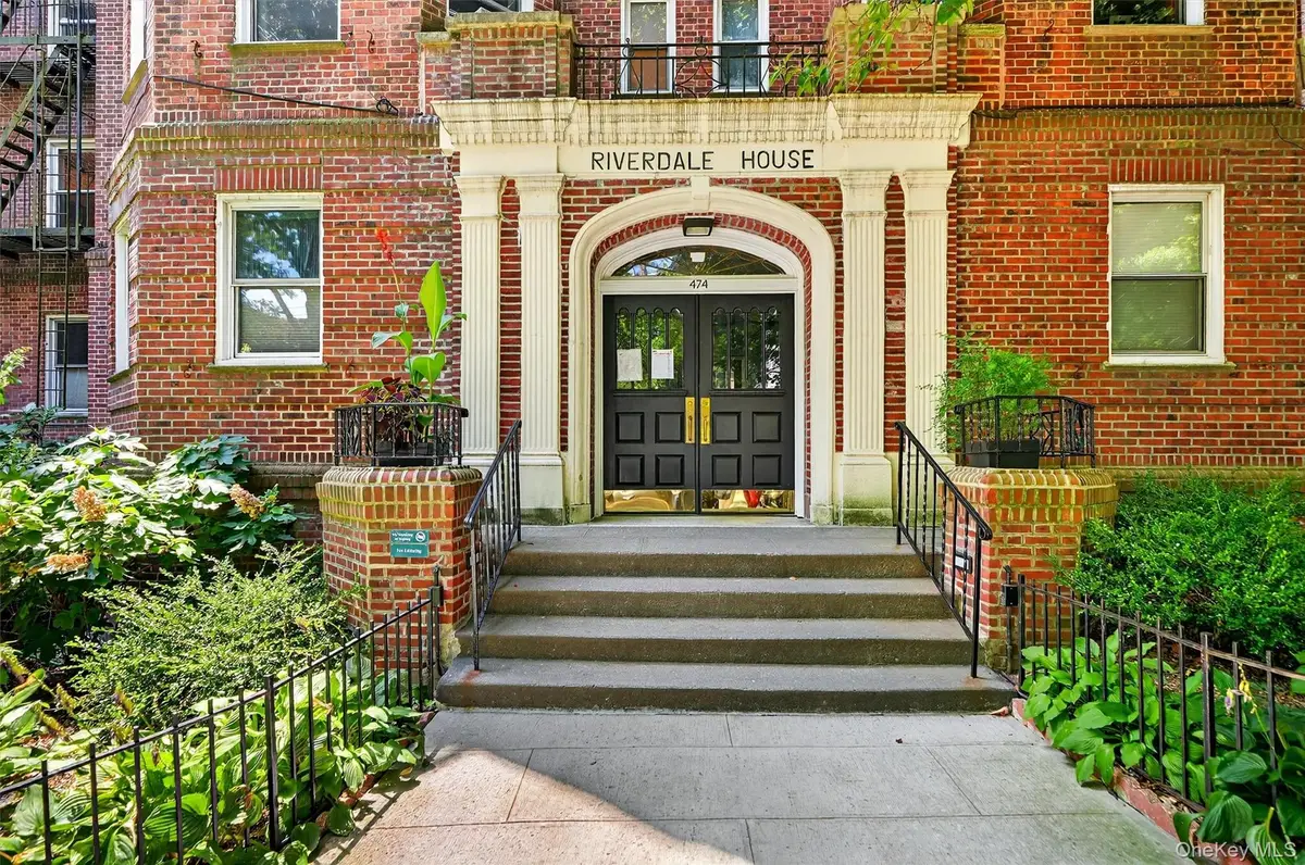 474 W 238th Street #6A, Bronx, NY 10463 - Image #1