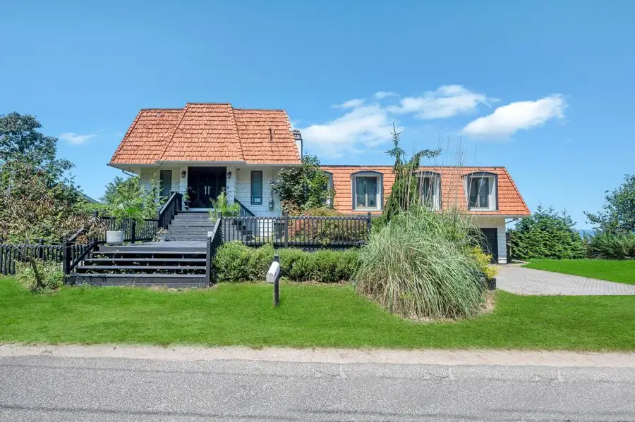 129 Shore Drive, Sound Beach, NY 11789 - Image #2