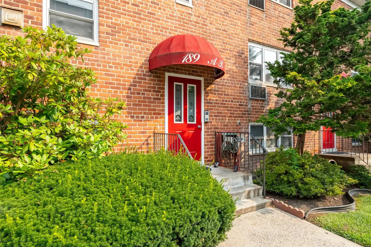 189 Drake Avenue #2A, New Rochelle, NY 10805 - Image #1