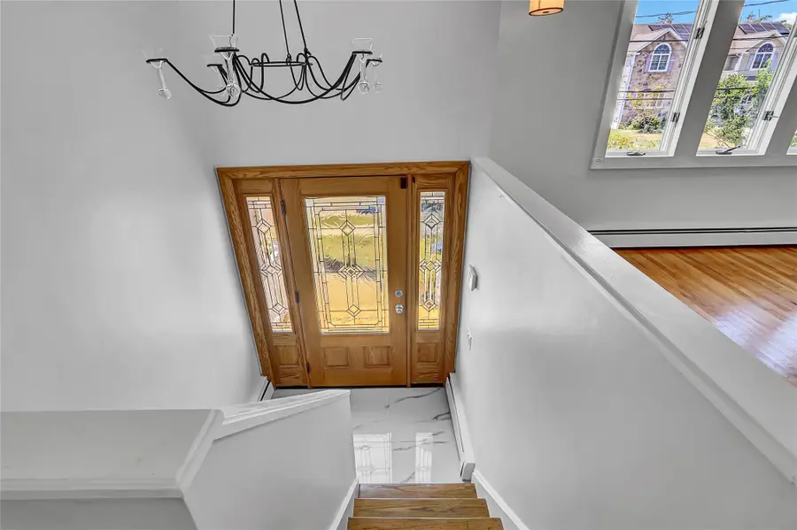 2327 Mattituck Avenue, Seaford, NY 11783 - Image #3