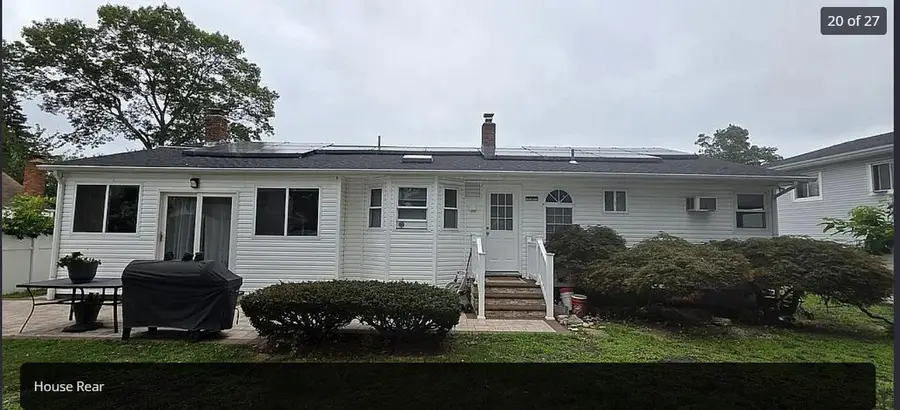 21 Francisco Avenue, Central Islip, NY 11722 - Image #2