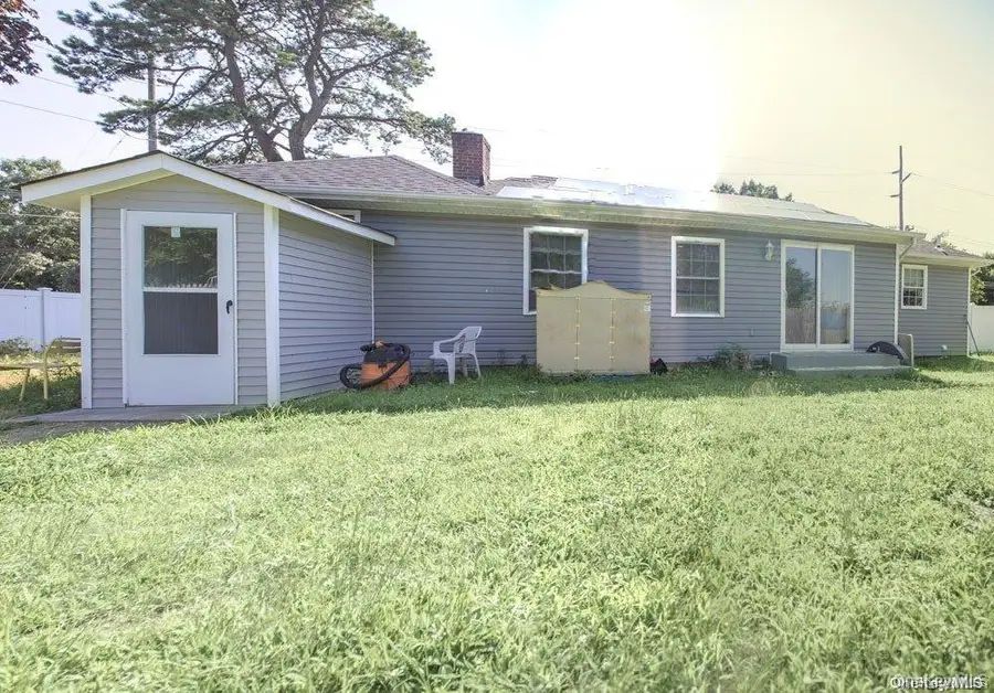 1227 Little East Neck Road, West Babylon, NY 11704 - Image #3