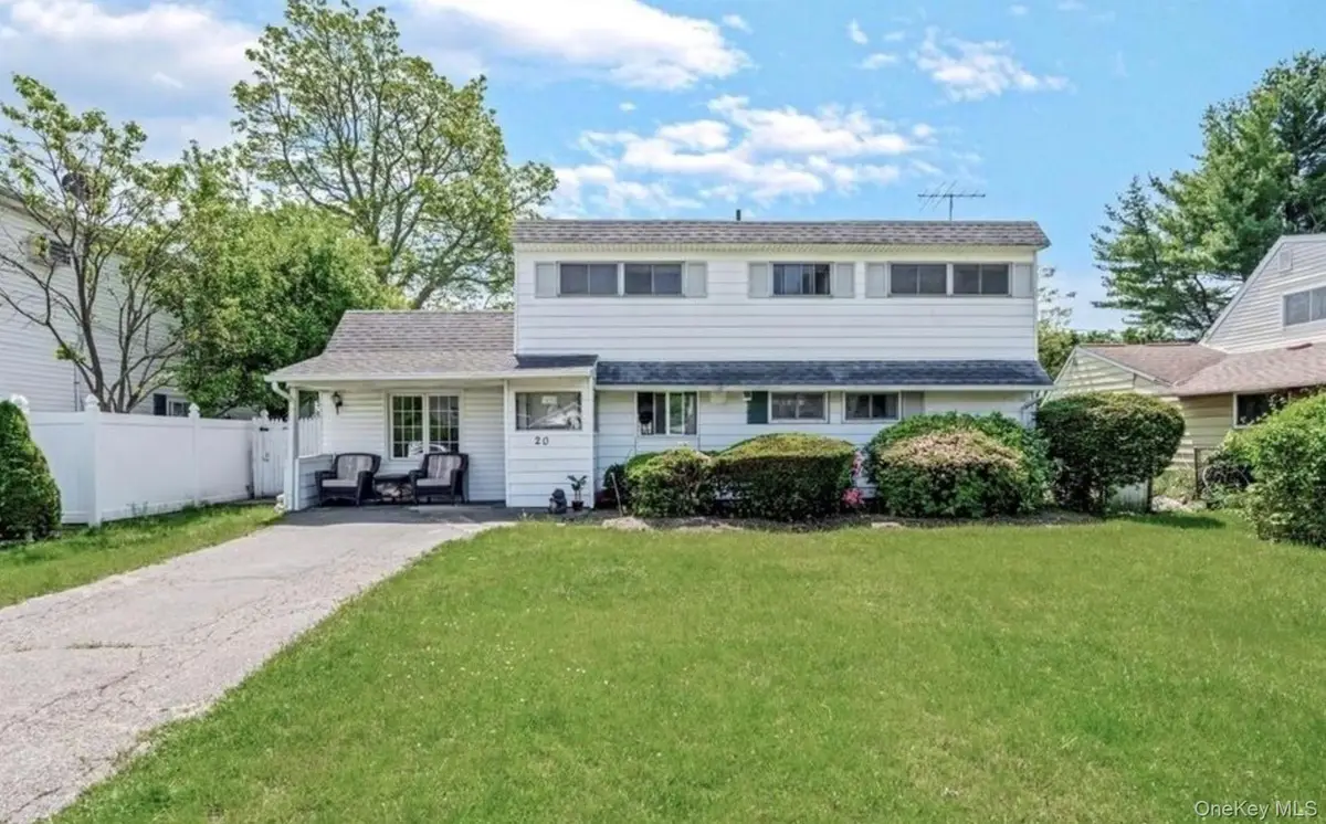 20 Basket Lane, Hicksville, NY 11801 - Image #1