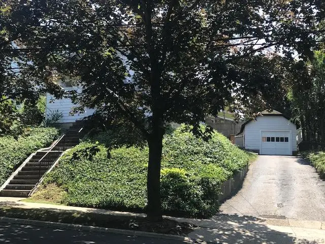 52 Nassau Road, Great Neck, NY 11021 - Image #1