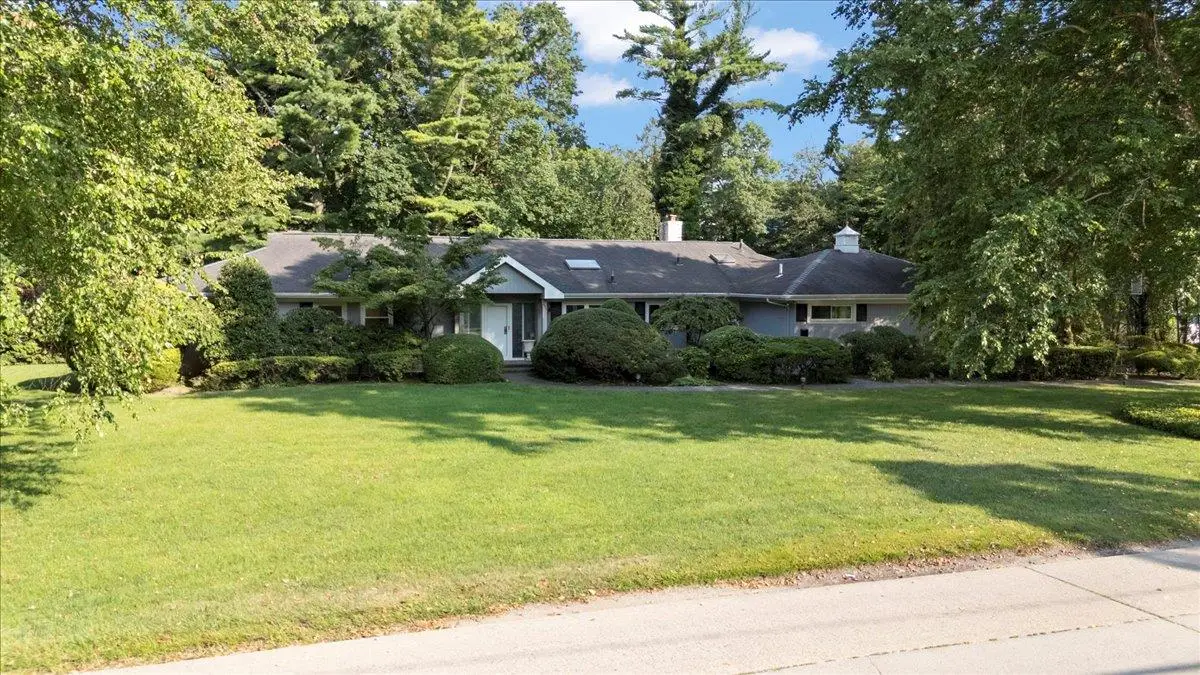 235 Ocean Avenue, Lawrence, NY 11559 - Image #1