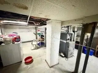 8 Alpine Avenue, Staten Island, NY 10301