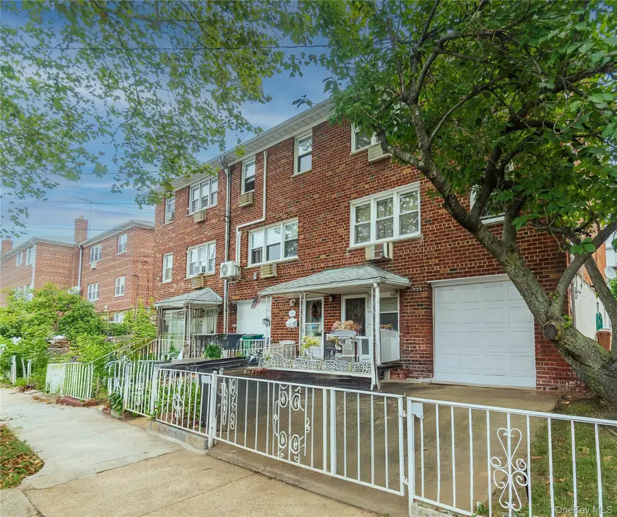 926 Vincent Avenue, Bronx, NY 10465 - Image #3