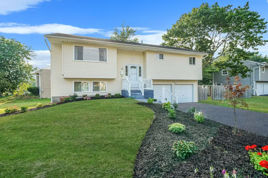 12 Circle Drive E, East Patchogue, NY 11772 - Image #2
