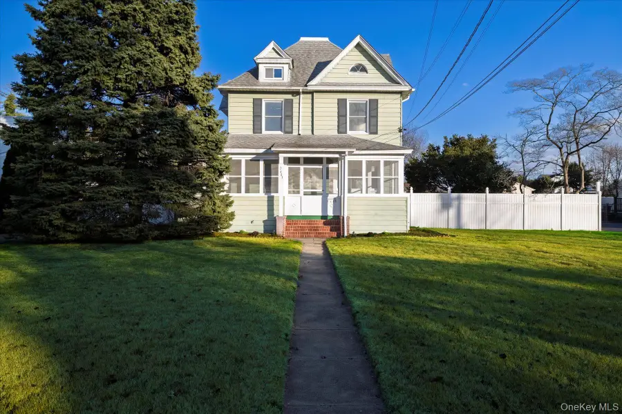 2483 Central Avenue, Baldwin, NY 11510 - Image #3