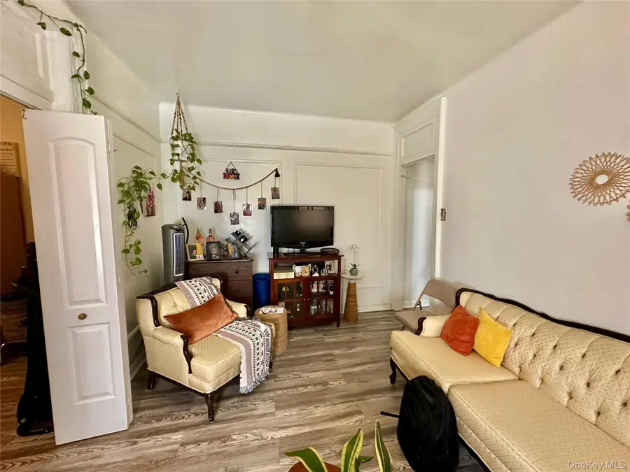 543 W 160th Street #5D, New York, NY 10032 - Image #2