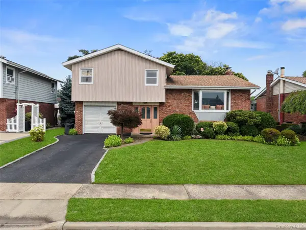 48 Oxford Road, East Rockaway, NY 11518