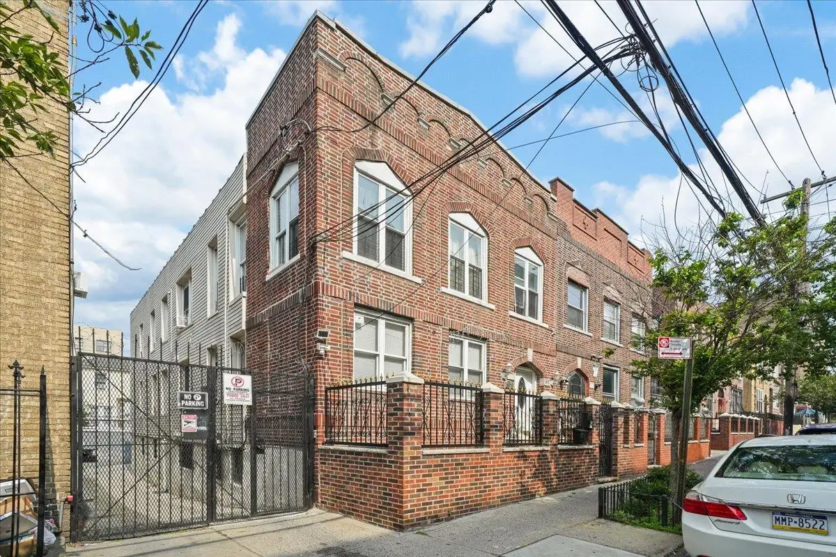 1917 Loring Place S, Bronx, NY 10453 - Image #1