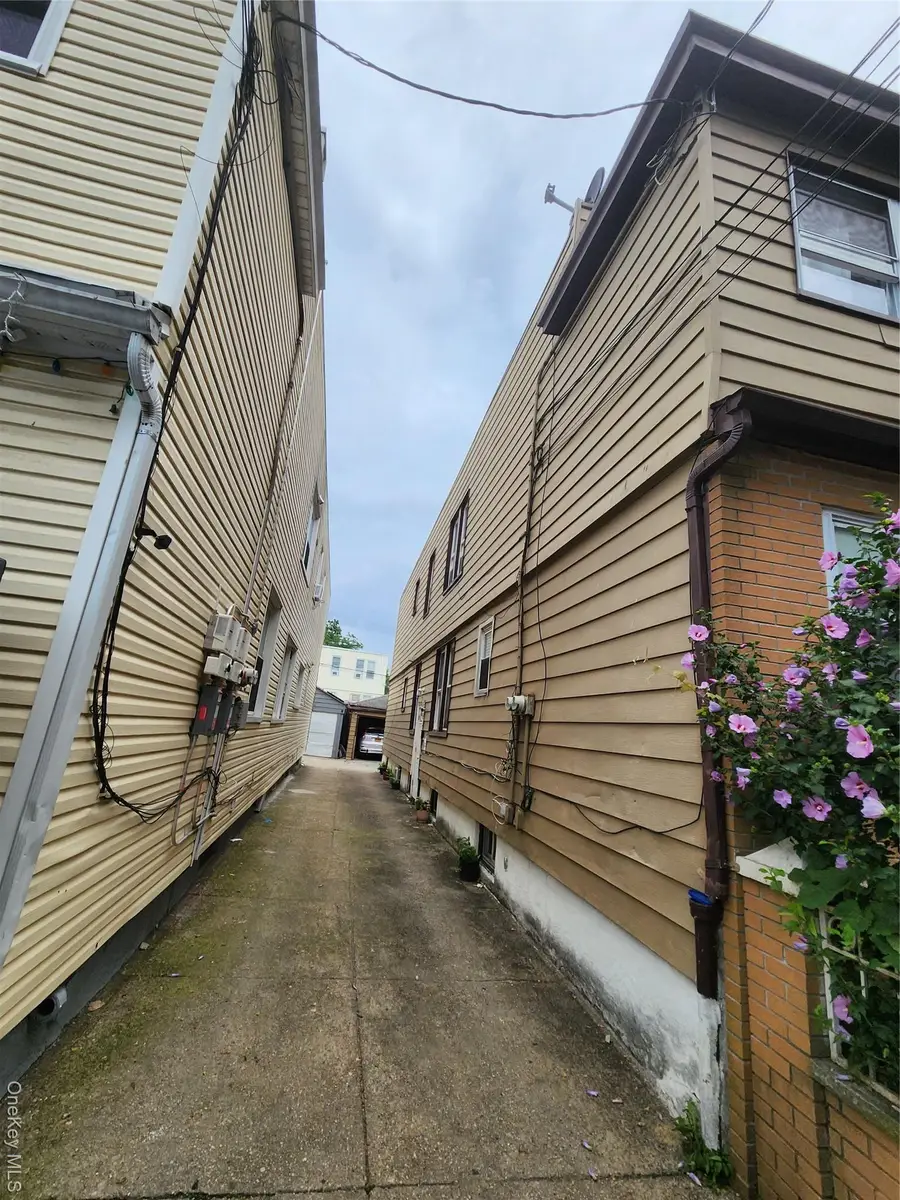 568 Drew Street, Brooklyn, NY 11208 - Image #2