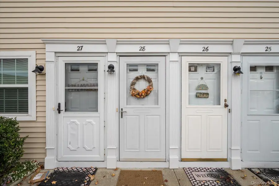 1 Atlantic Avenue #28, Farmingdale, NY 11735 - Image #3