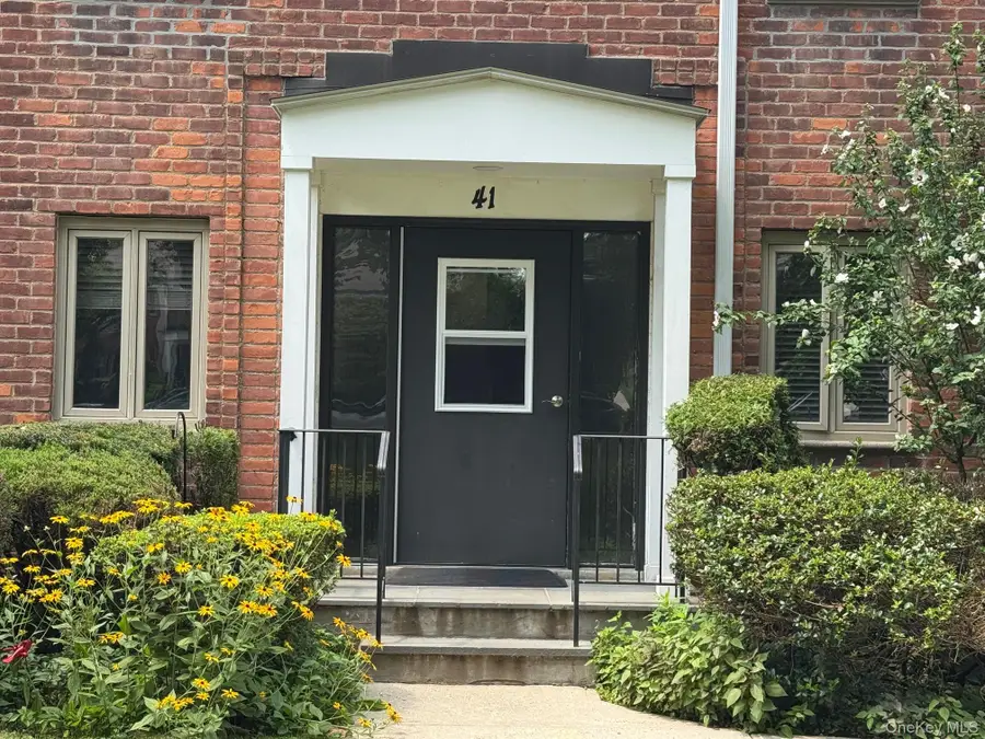 41 Lawrence Drive #B, White Plains, NY 10603 - Image #2