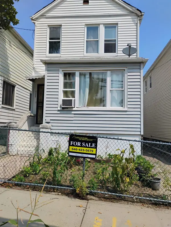 2235 Seward Avenue, Bronx, NY 10473