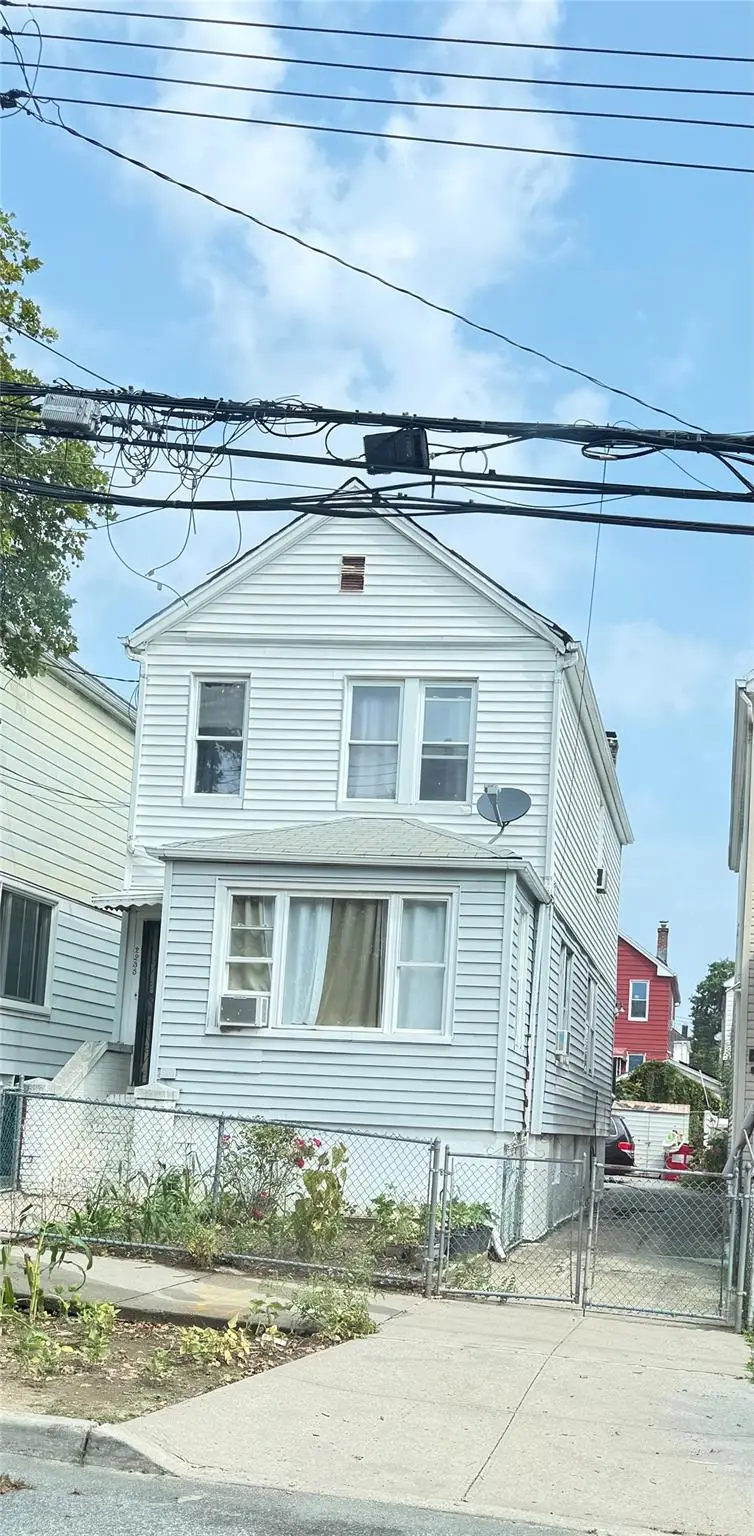 2235 Seward Avenue, Bronx, NY 10473 - Image #2