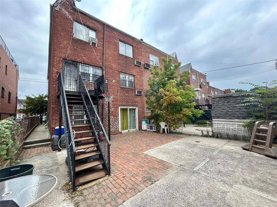 58-25 83rd Street, Middle Village, NY 11379 - Image #2