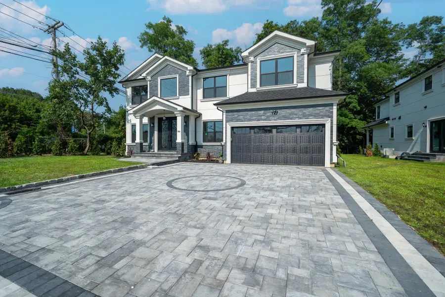 770 Cedar Street, Syosset, NY 11791 - Image #3